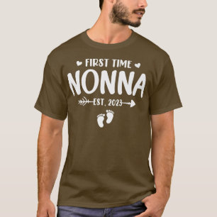 Camiseta First Time Nonna Est 2023 Soon To Be Nonna Gender