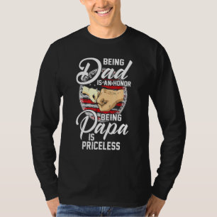 Camiseta Fist Bump Ser Pai É Uma Honra Ser Papa É Pric