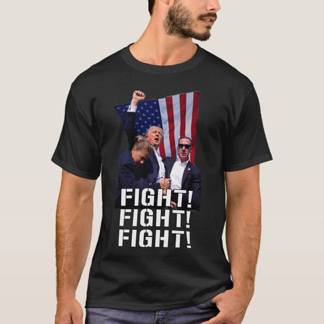 Camiseta Fist Pumight Reze Por Trump America (Frente)