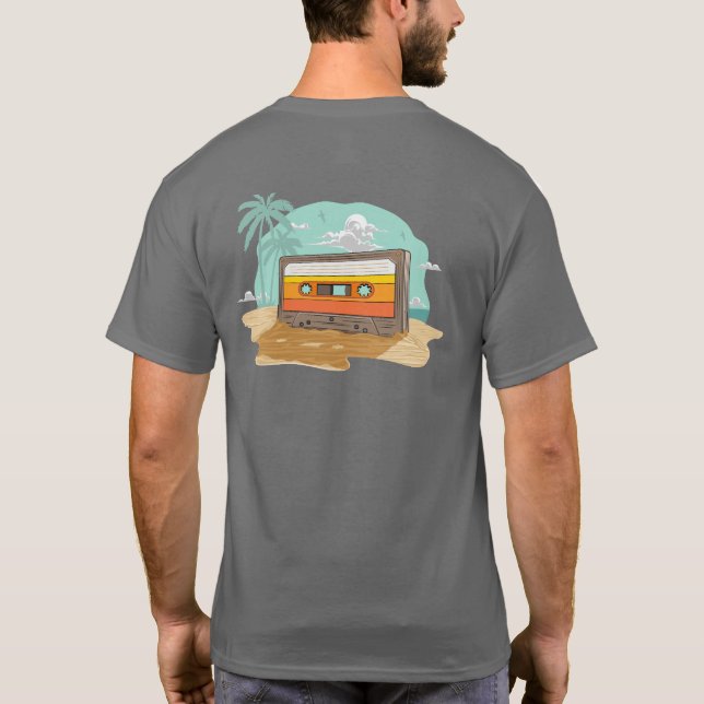 Camiseta Fita Cassete Retroativa dos anos 80 na Praia (Verso)