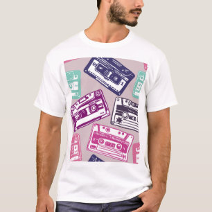 Camiseta Fitas de cassete retrô, desenho manual.