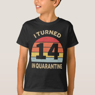 Camiseta Fiz 14 Anos Em Quarentena