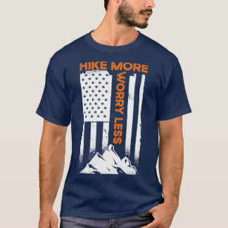 Camiseta Flag Hike Mais Preocupada Menos