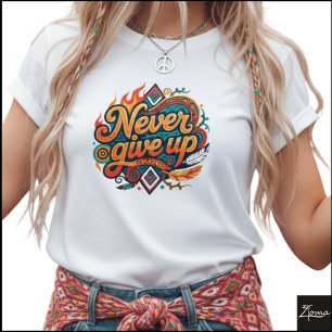 Camiseta Flamas Geométricas Tribais Nunca Desista