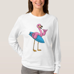 Camiseta Flamingo como surfista com surfboard