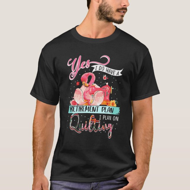 Camiseta Flamingo Sim Eu Tenho Um Plano De Reforma Que Plan (Frente)