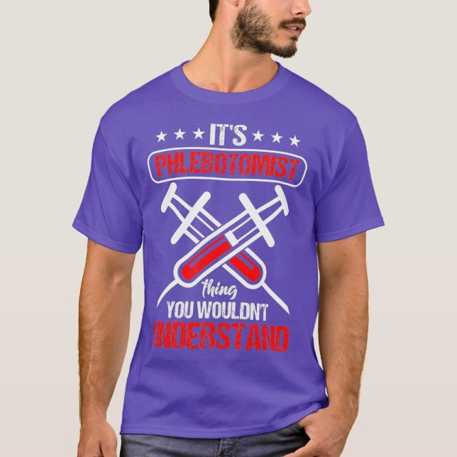 Camiseta Flebotomista Seringa Phlebotomy Presente na Enferm (Frente)
