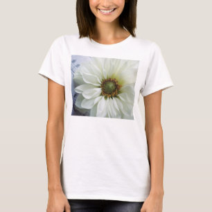 Camiseta Flor branca na música