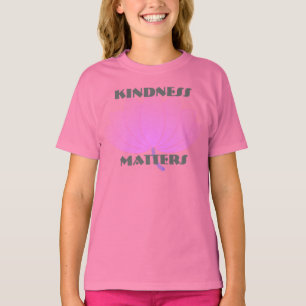 Camiseta Flor cor-de-rosa das pétalas abertas da matéria
