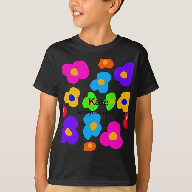 Camiseta Flor de Arco-íris Orgulho Amor Adicionar Nome Text (Frente)