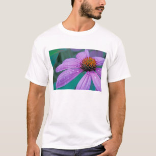 Camiseta flor de cone roxo com gotas de água