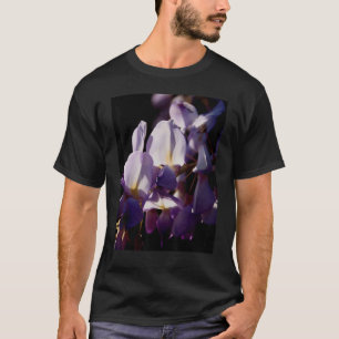 Camiseta Flor de Videira de Wisteria com Fundo Difuso e Pre