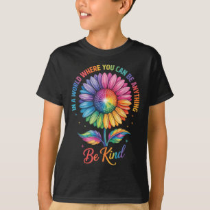 Camiseta Flor Gentil Arco-Íris Lgbtq Trans Bissexual Gay Lé
