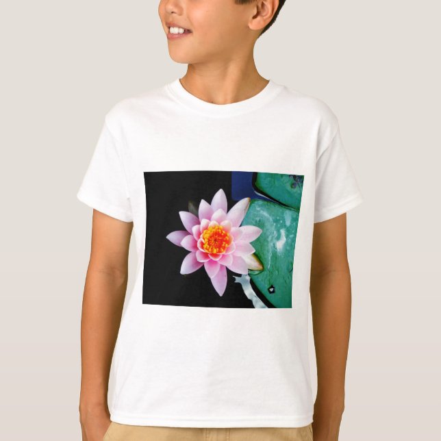 Camiseta Flor lírio de água, rosa quente e lótus laranja (Frente)