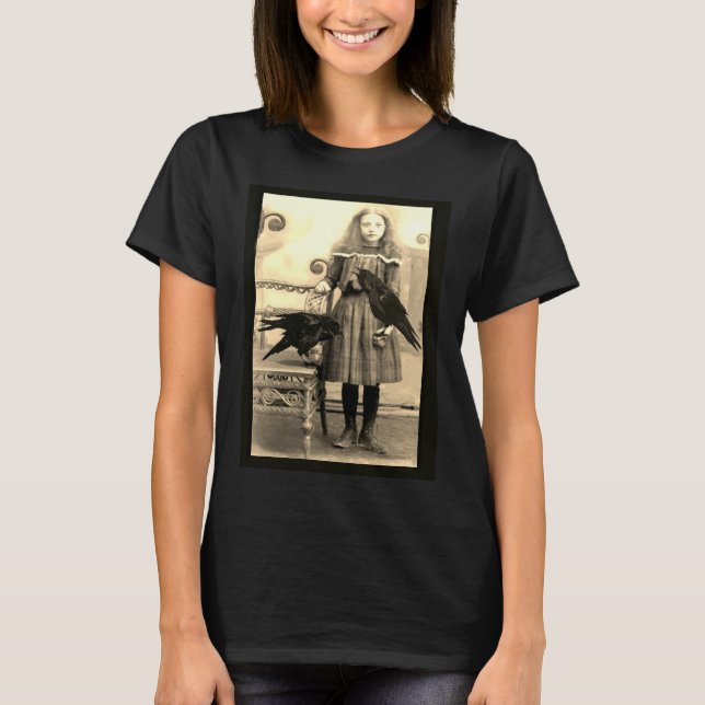 Camiseta Flora e seus corvos do animal de estimação (Frente)