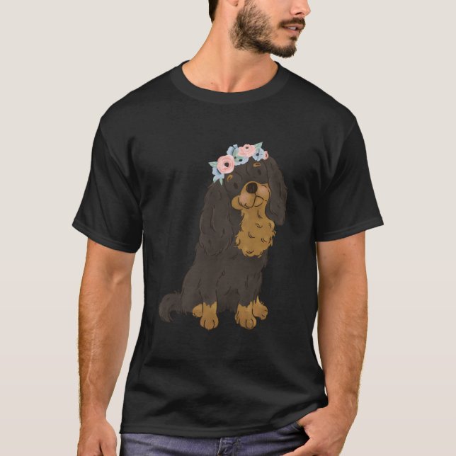 Camiseta Floral Black E Tan Cavalier King Charles Spaniel (Frente)