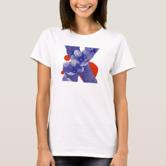 Camiseta Floral Letter X – Bold Geometric Botanical Design