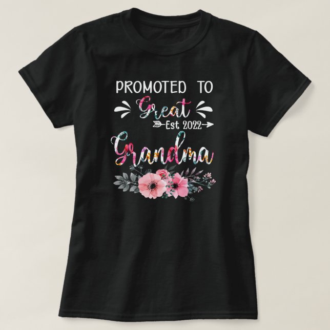 Camiseta Floral Promoted To Great Grandma 2022 Mothers Day (Frente do Design)