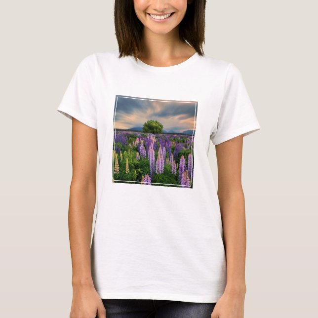 Camiseta Flores | Campo de linha na Nova Zelândia (Frente)