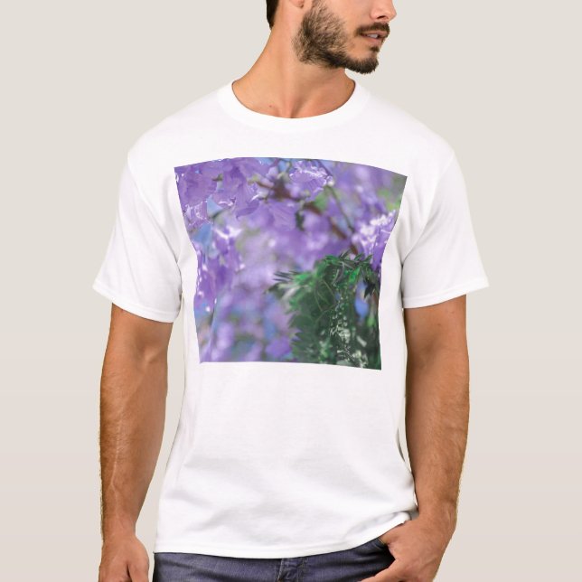 Camiseta Flores de Árvore Purple Jacaranda (Frente)
