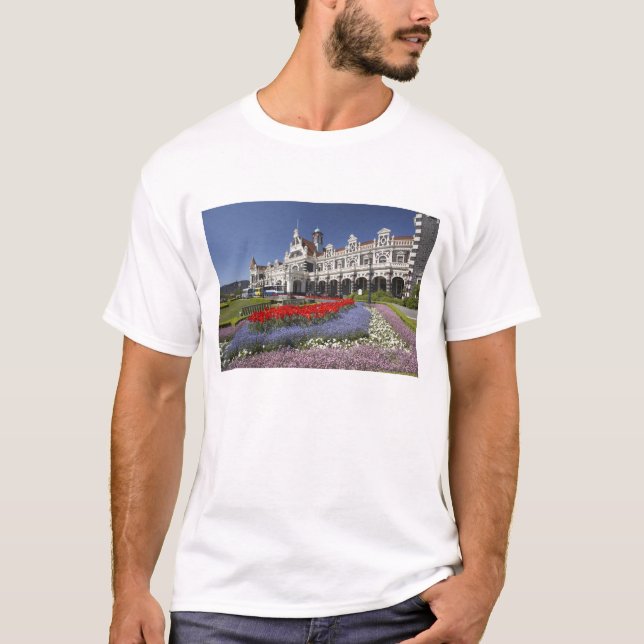 Camiseta Flores de Primavera e Estação de Trem Histórica, (Frente)