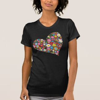 Camiseta Flores de primavera Whimsical Namorados Coração Bo