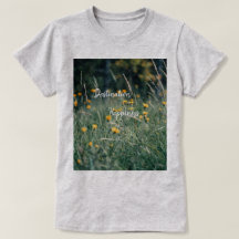 Camiseta Flores (Imagem criada por grok)