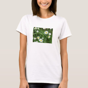 Camiseta Flores no campo trazem beleza natural a um