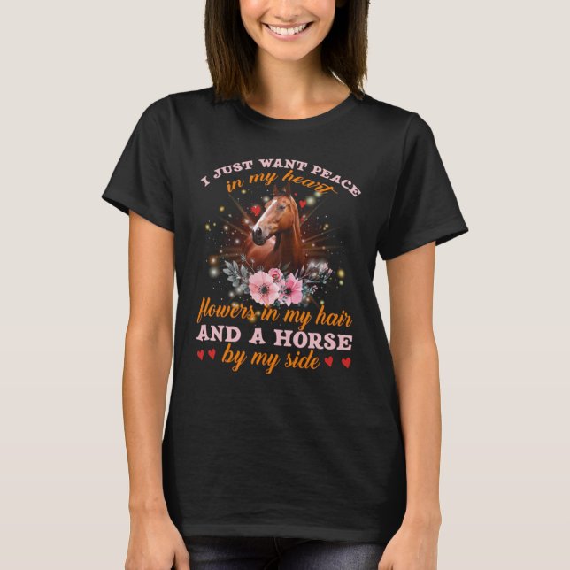 Camiseta Flores No Meu Cabelo E Um Cavalo Ao Meu Lado (Frente)
