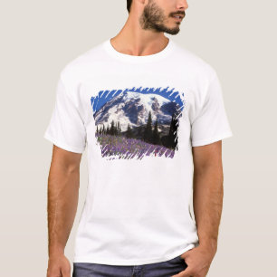 Camiseta flores silvestres de verão na base do Monte Rainie