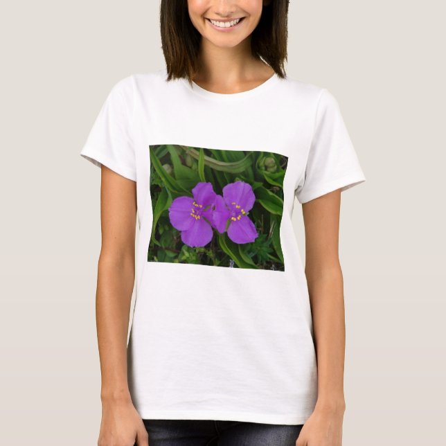 Camiseta Flores silvestres Fachsia Spiderwort Primaveras Qu (Frente)