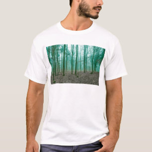 Camiseta Floresta Mística no nevoeiro em Verde