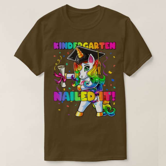 Camiseta Flossing Presente do Boné de formatura do Unicorn  (Frente do Design)