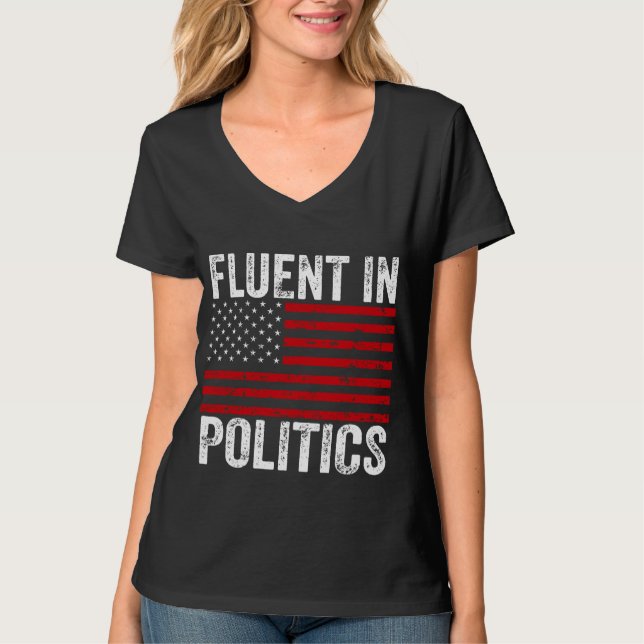 Camiseta Fluente em Política  (Frente)