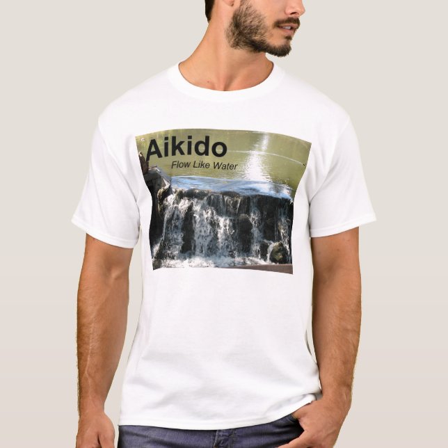 Camiseta Fluxo do Aikido como o t-shirt da água (com kanji (Frente)
