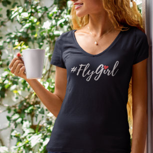 Camiseta #FlyGirl Tipografia Viagem Simples, Moderna