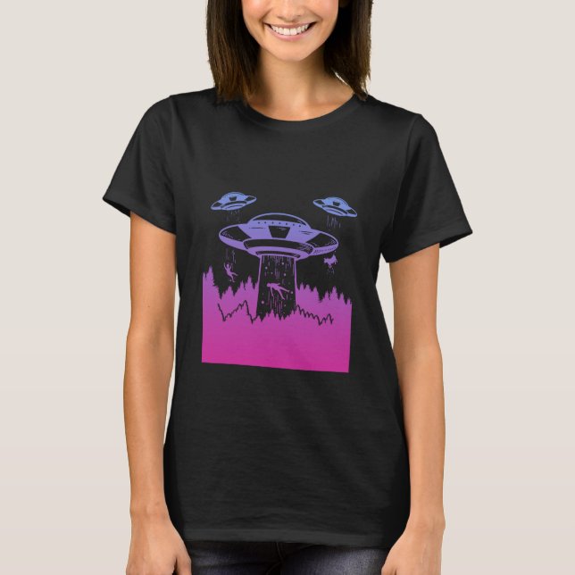 Camiseta Flying Saucer UFO  Astronauts are Aliens (Frente)