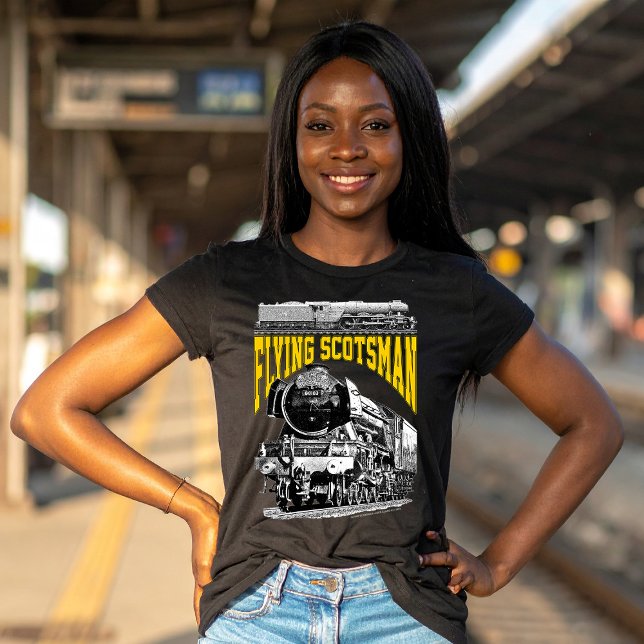 Camiseta Flying Scotsman 1923 LNER Train. Steam Locomotive. (Flying Scotsman 1923 LNER Train. Steam Locomotive. Basic Women Black T-Shirt)