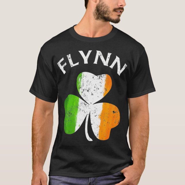 Camiseta Flynn Irish Family Name (Frente)