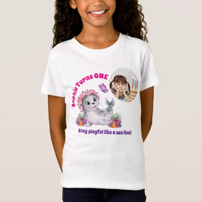 Camiseta Foca do Mar com Florais Caprichosos Fofos Foto Ani (Frente)