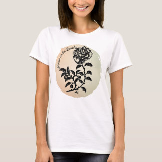Camiseta Foco na Caneta de beleza e na tinta