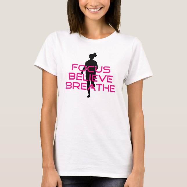 Camiseta Foco Rosa Acredite em Breathe (Frente)