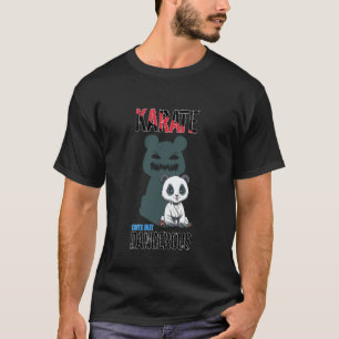 Camiseta Fofo Mas Perigoso Panda de Artes Marciais Caratê
