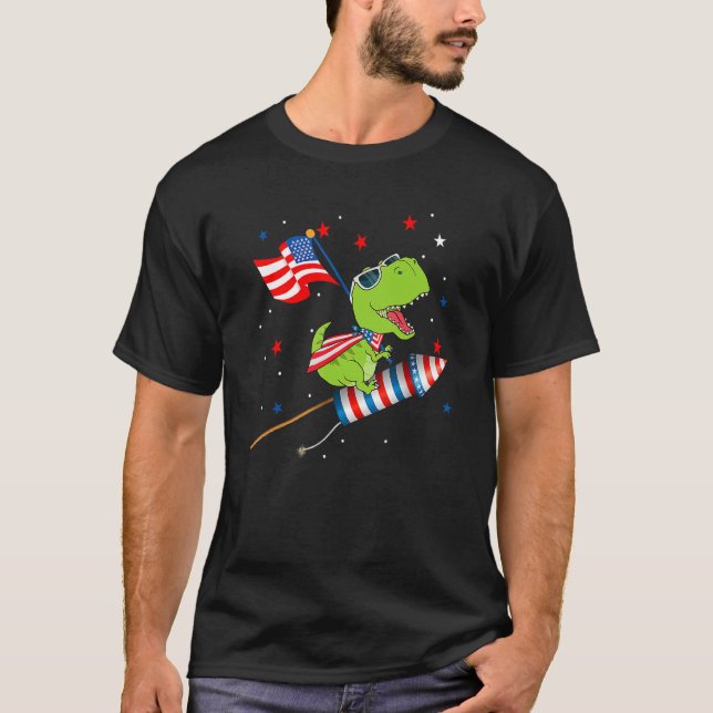 Camiseta Fogos De Artifício De Dinossauro A Caminhar 4 De J (Frente)
