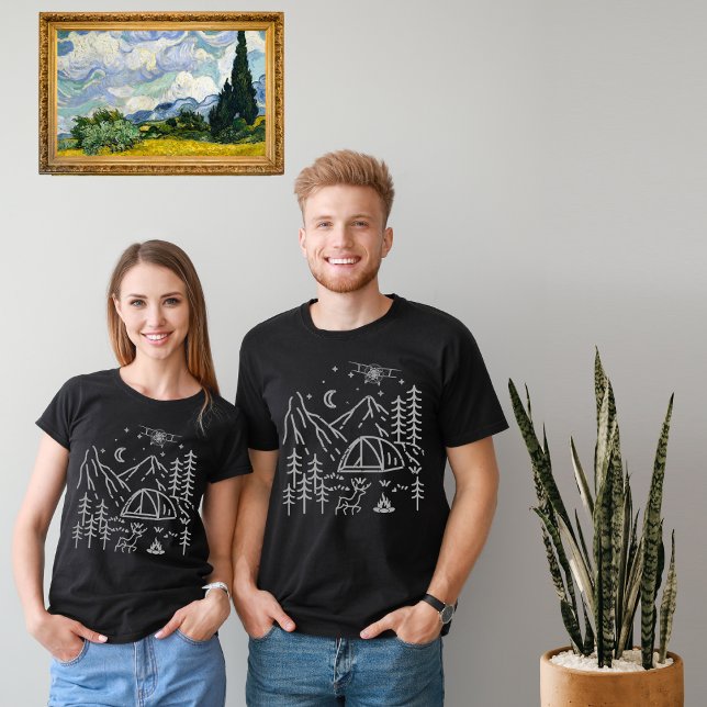 Camiseta Foguete ao ar livre Floresta Montanha Estrelas Rus (Criador carregado)
