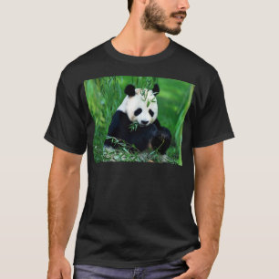 Camiseta Folhas de Comida de Panda