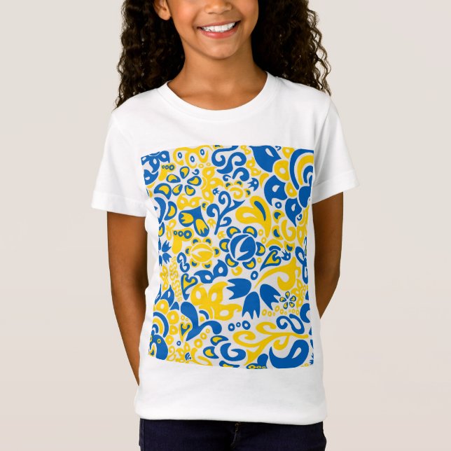 Camiseta Folklore pattern with Ukrainian flag colors  (Frente)