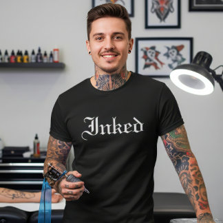 Camiseta Fonte Inked gótica para amantes de tatuagens