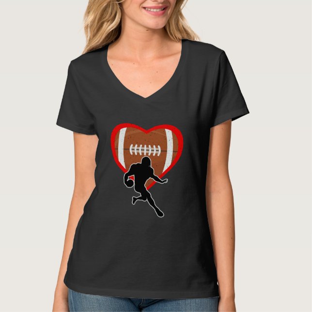 Camiseta Football Heart Sport Love Anti Valentines Day (Frente)