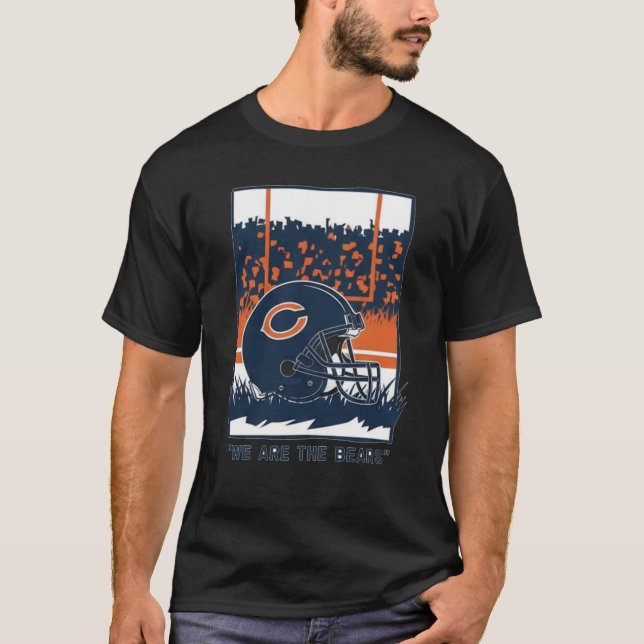 Camiseta Football Helmet and Stadium Atmosphere (Frente)